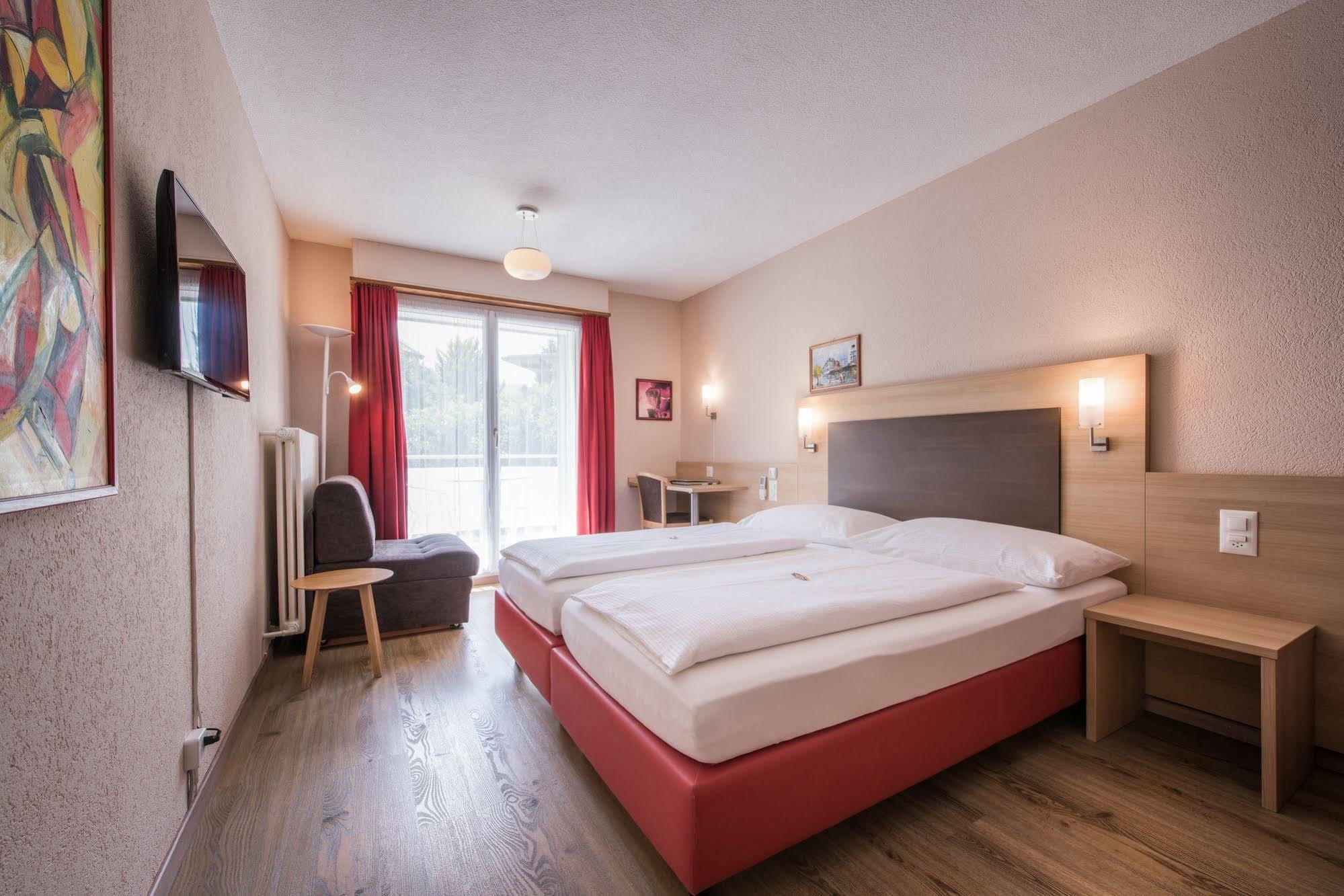 Hotel Derby Interlaken - Action & Relax Hub Zewnętrze zdjęcie
